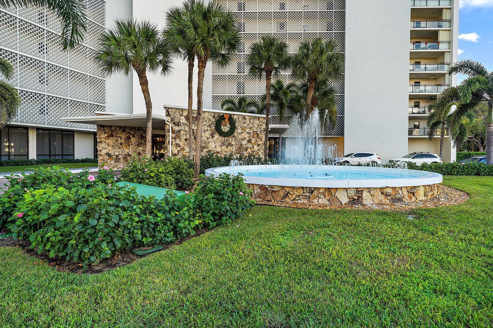 **Stunning 2BR/2BA Condo with Two Balconies and Breathtaking Water Views!**Welcome to your dream home in the Gemini building of North Palm Beach! This spacious end unit offers the perfect blend of comfort and luxury, featuring TWO balconies that provide unparalleled views of the stunning waterways.