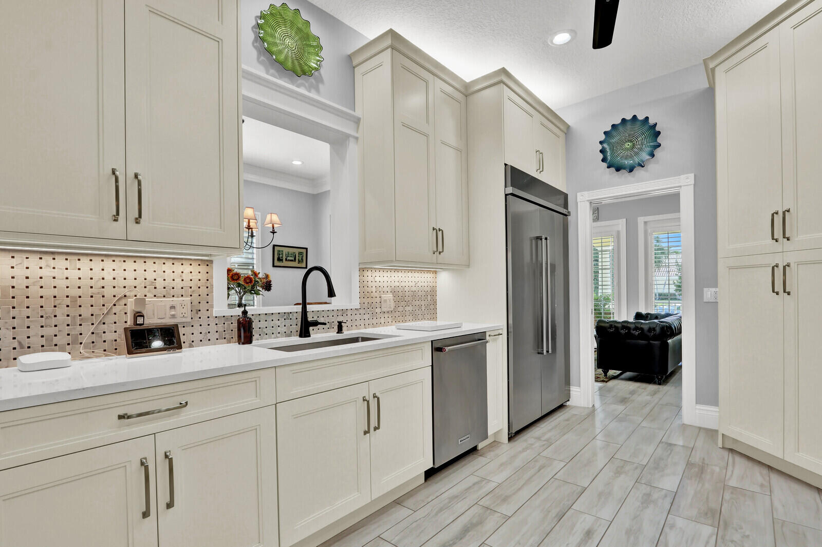 MAGNOLIA BAY - Residential