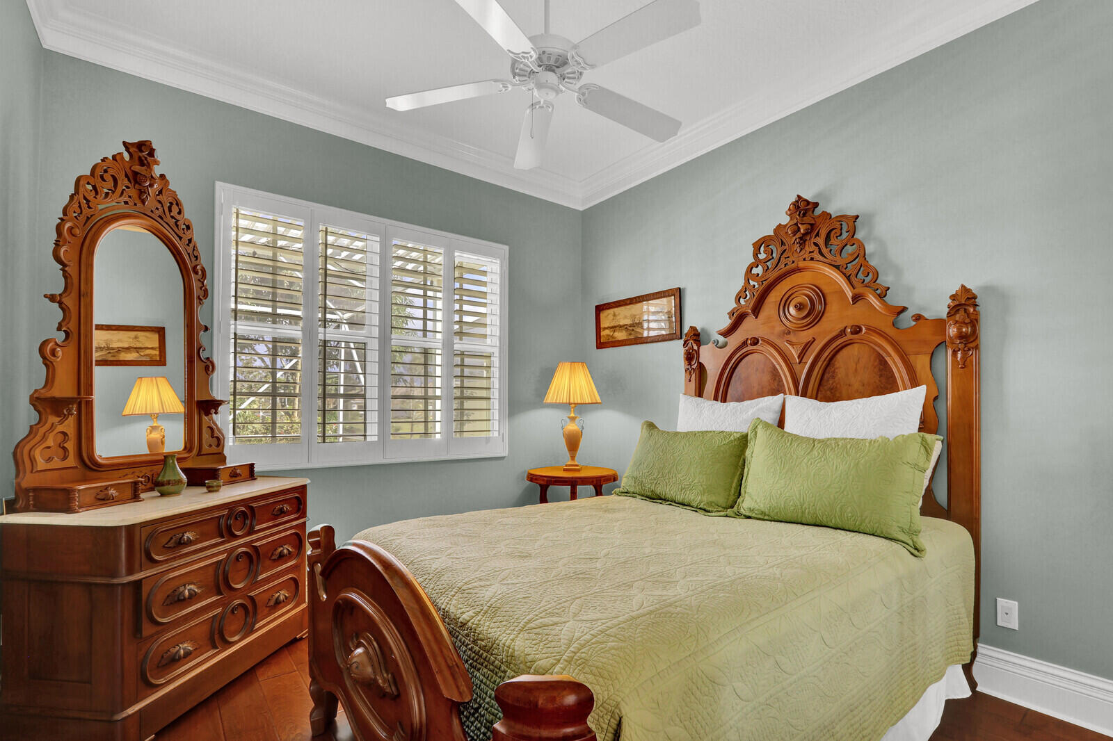 MAGNOLIA BAY - Residential