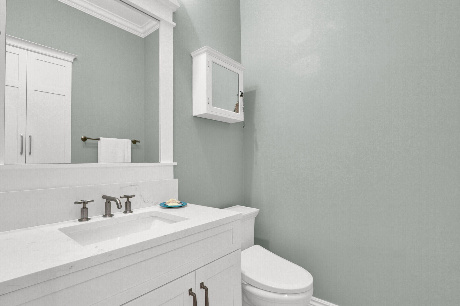 MAGNOLIA BAY - Residential