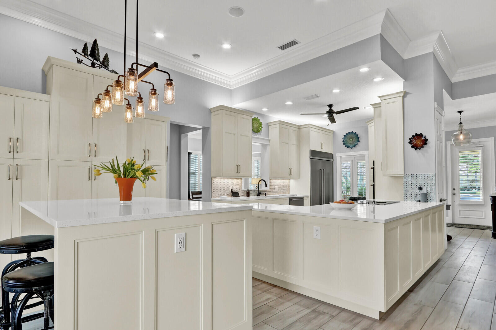 MAGNOLIA BAY - Residential