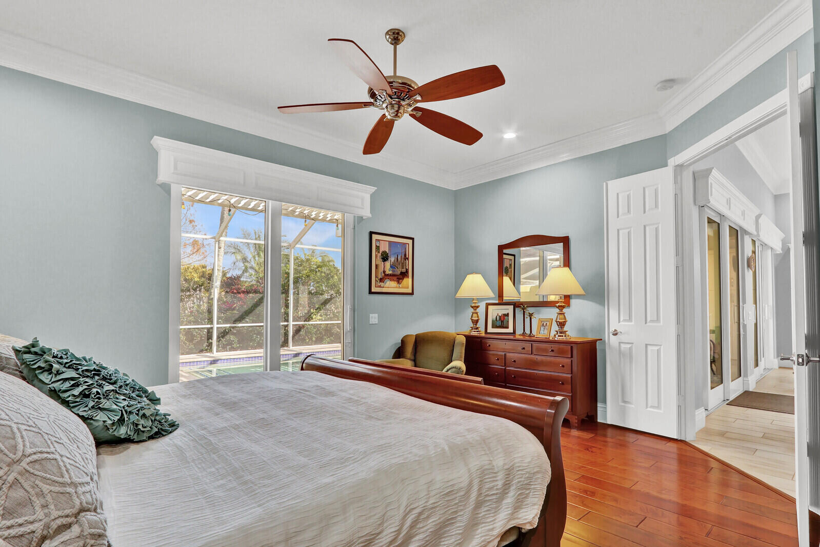 MAGNOLIA BAY - Residential