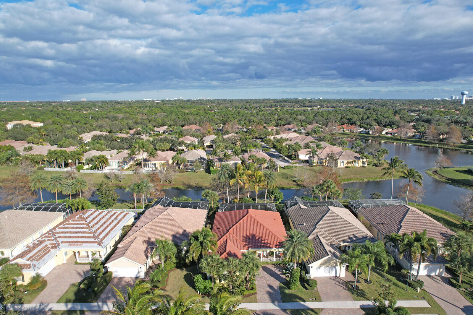 MAGNOLIA BAY - Residential