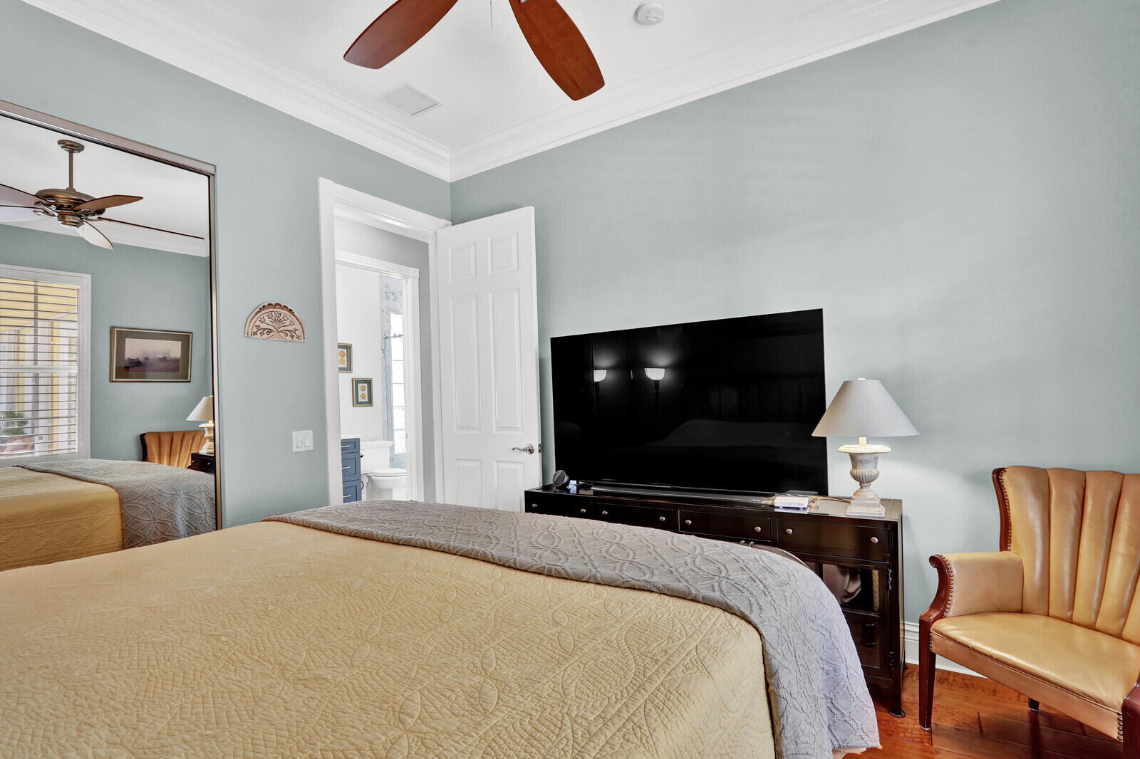 MAGNOLIA BAY - Residential