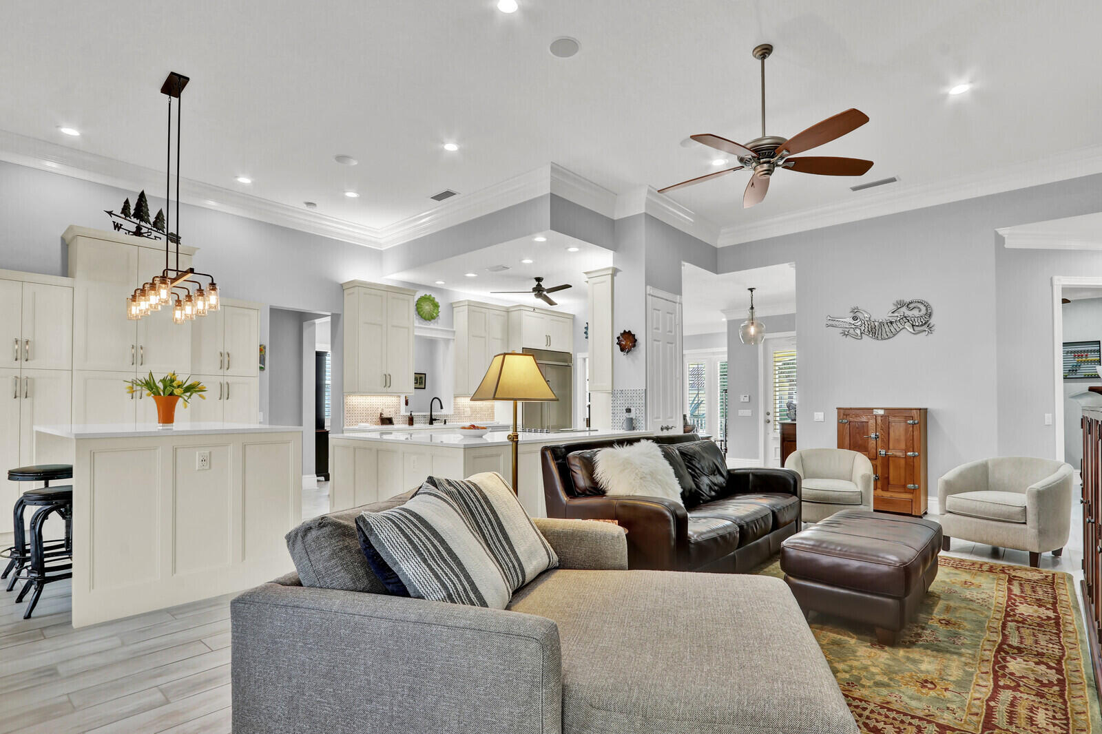 MAGNOLIA BAY - Residential