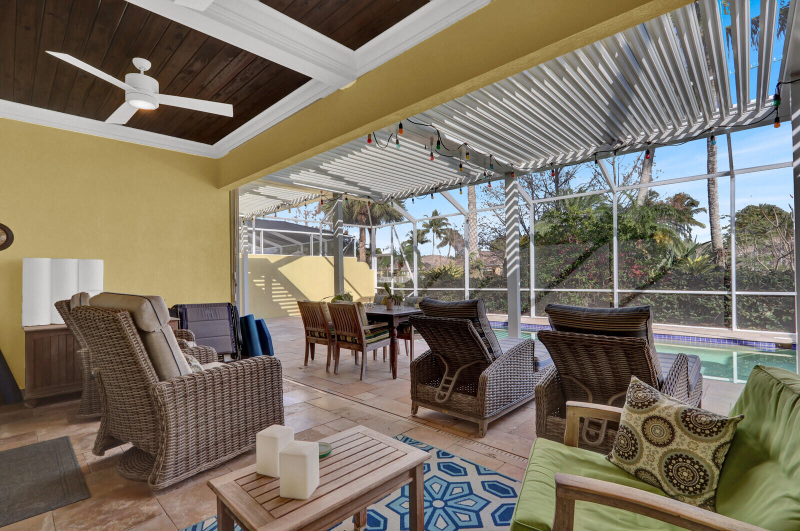 MAGNOLIA BAY - Residential