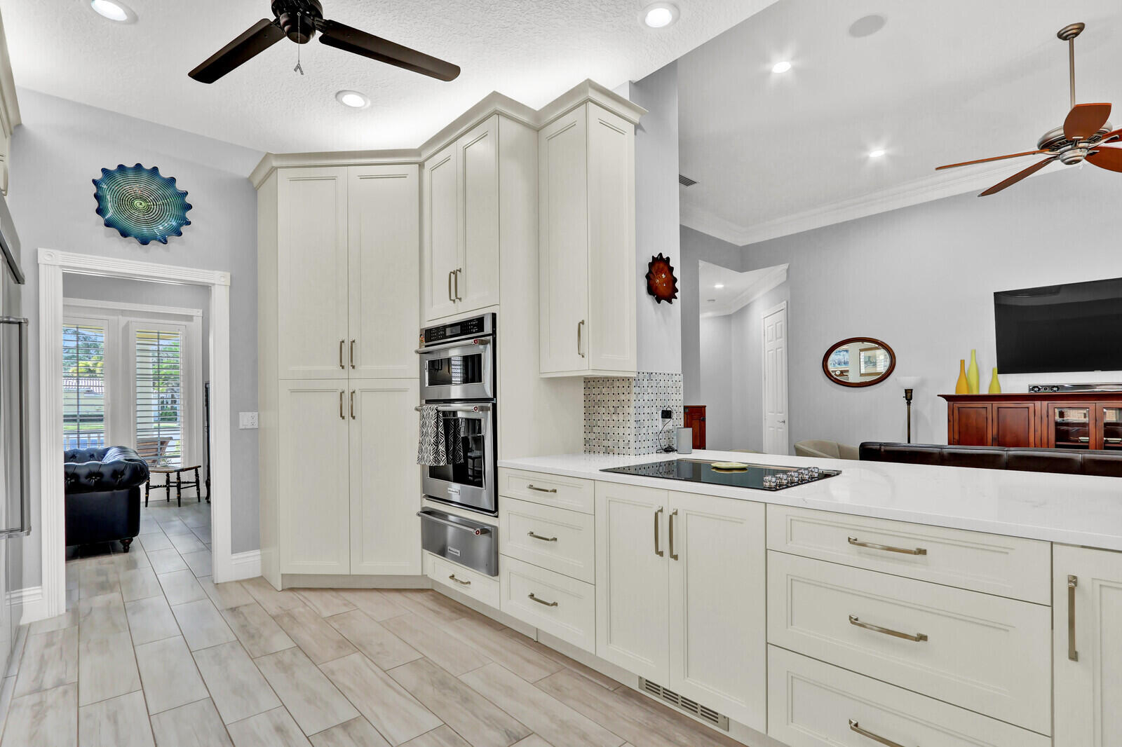 MAGNOLIA BAY - Residential