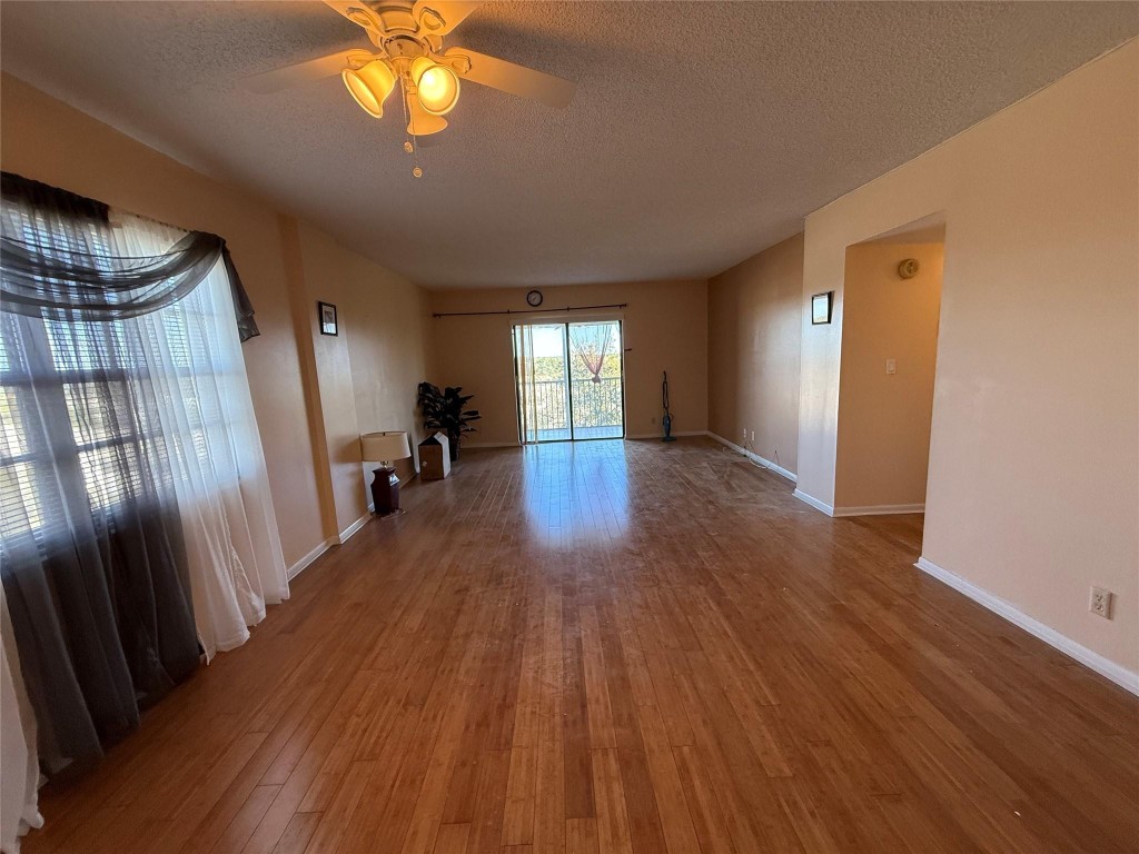 Briarwood Club 3 Condo - Residential Lease