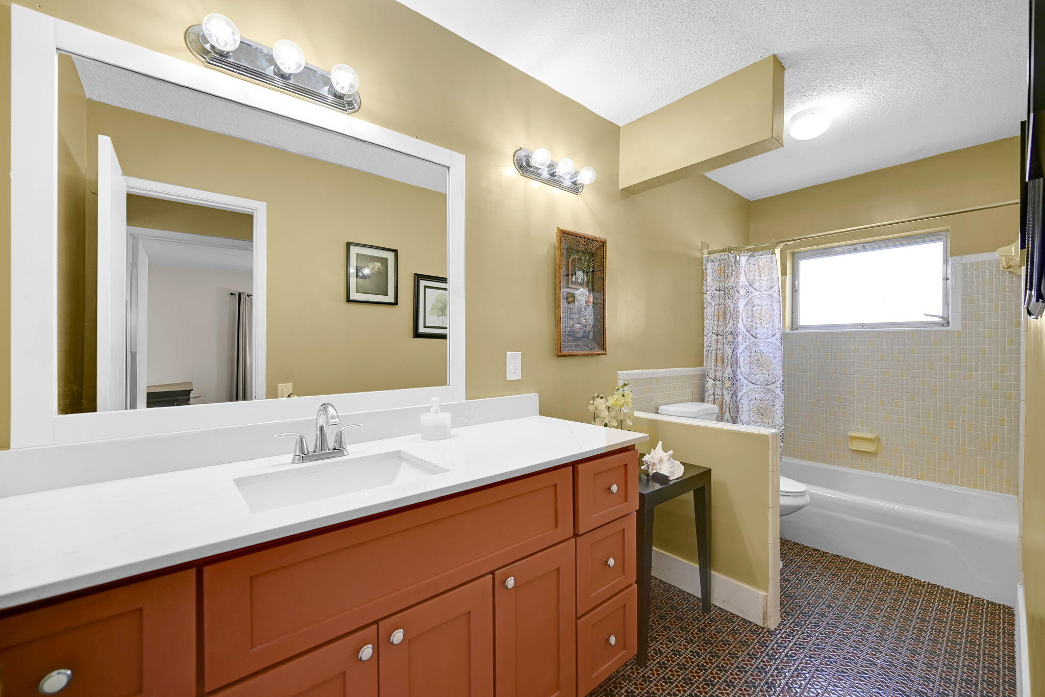 OAKLAND ESTATES 4TH SEC - Residential