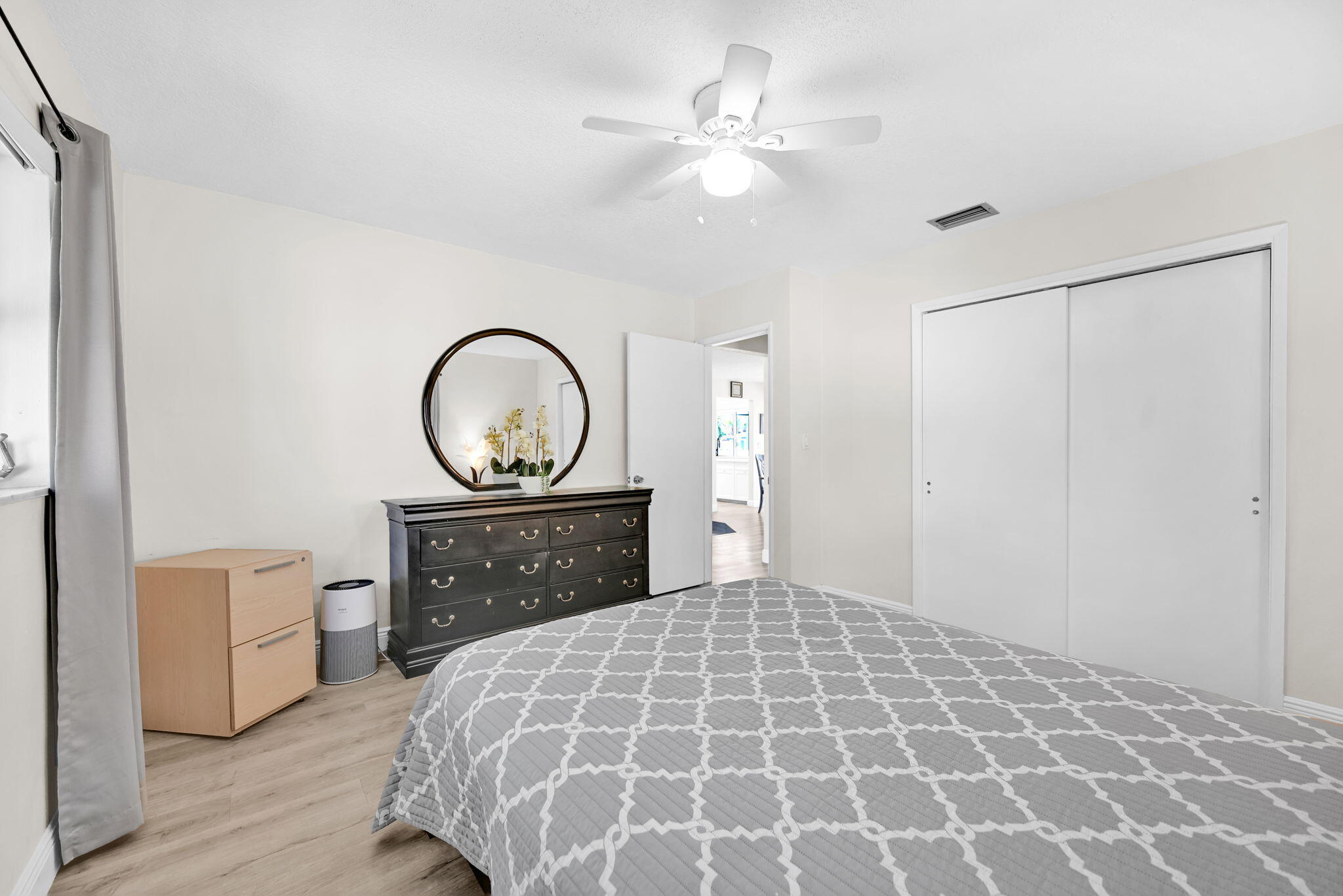 OAKLAND ESTATES 4TH SEC - Residential