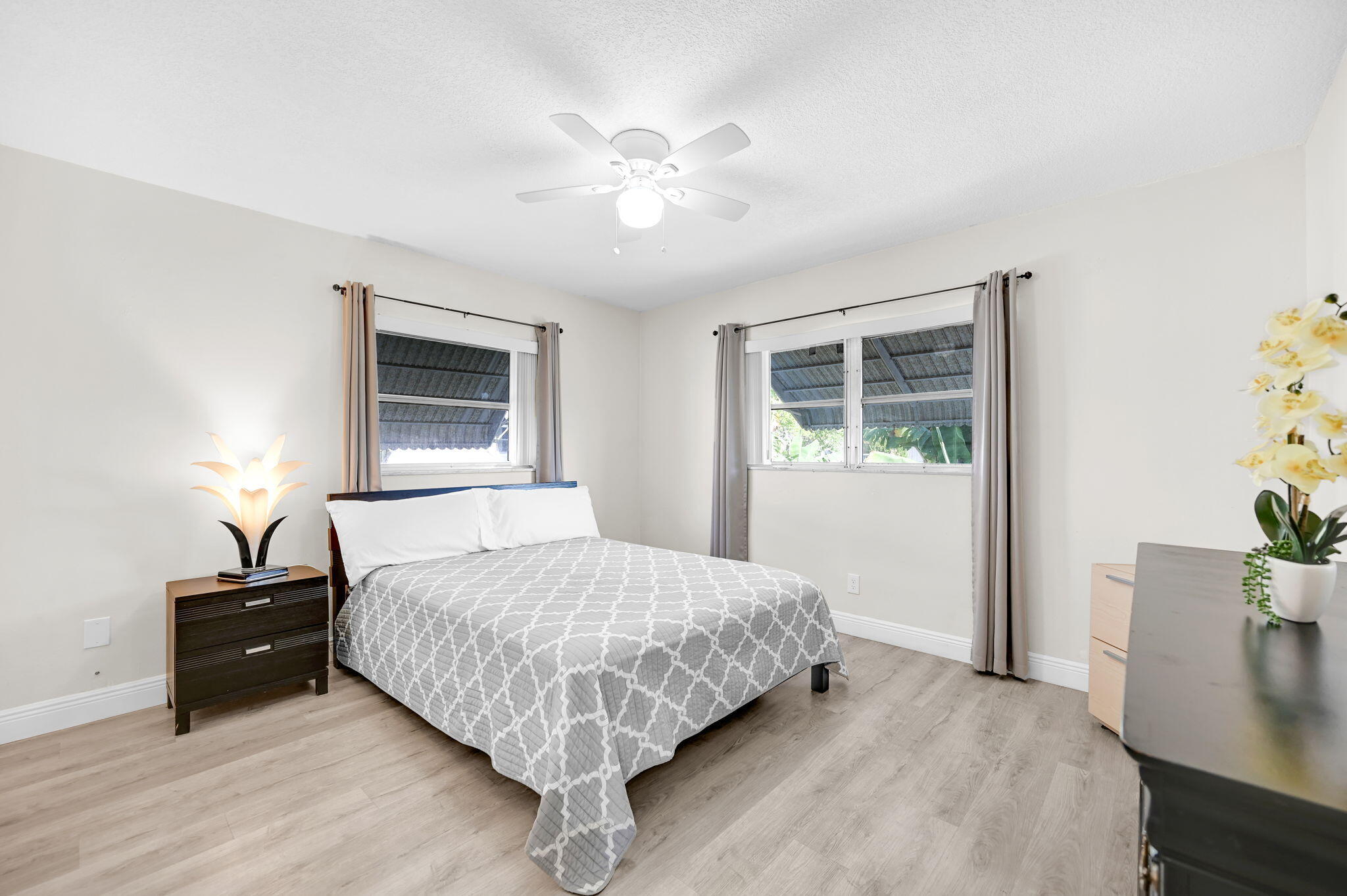 OAKLAND ESTATES 4TH SEC - Residential