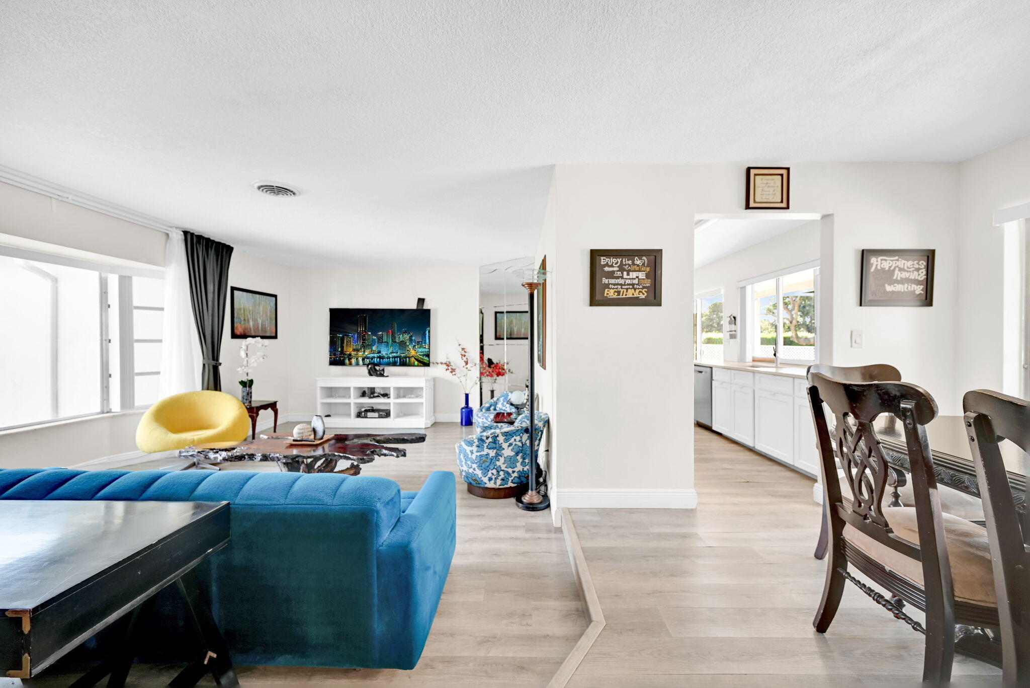 OAKLAND ESTATES 4TH SEC - Residential