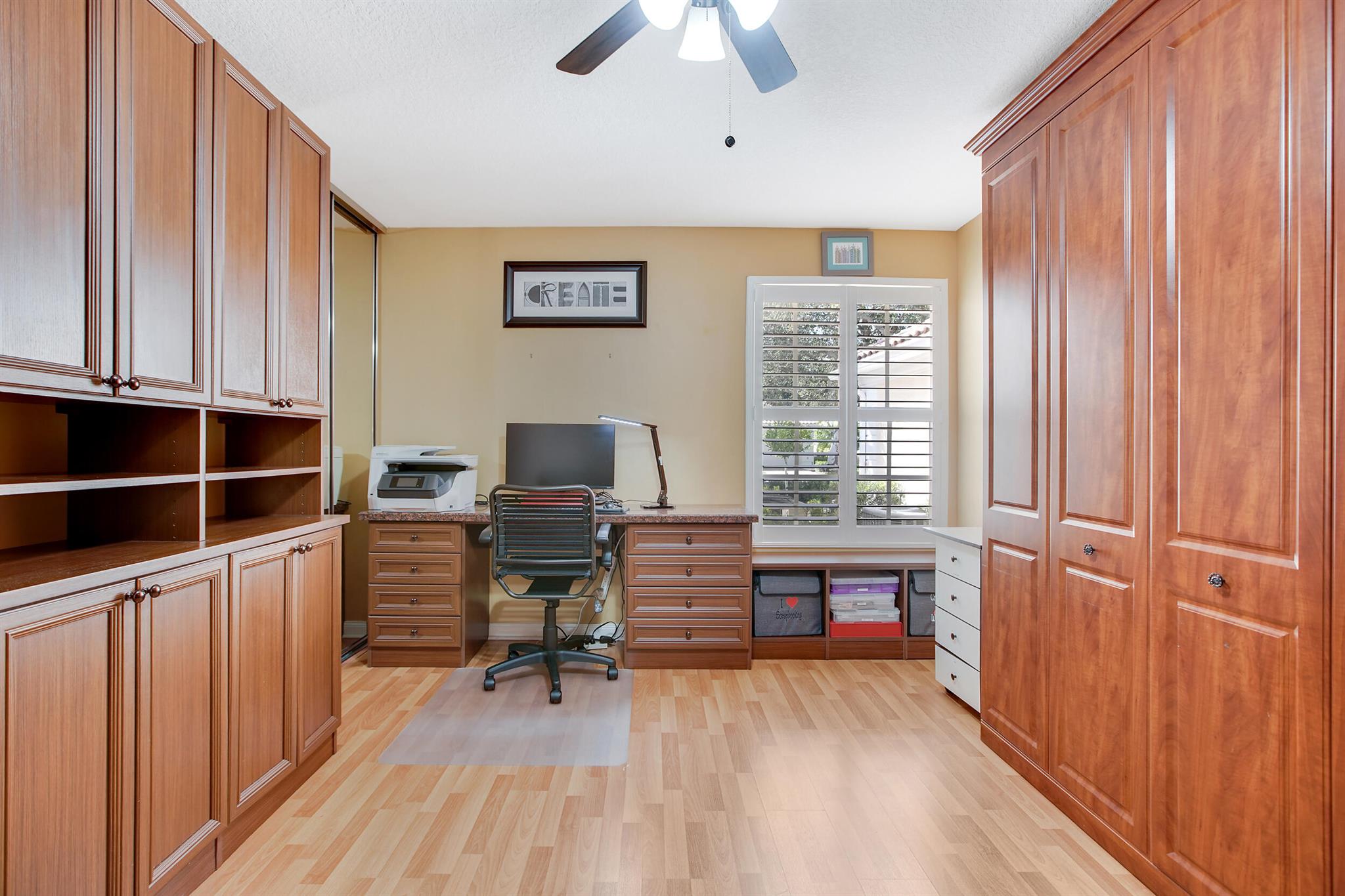 ISLES AT PALM BEACH GARDE - Residential