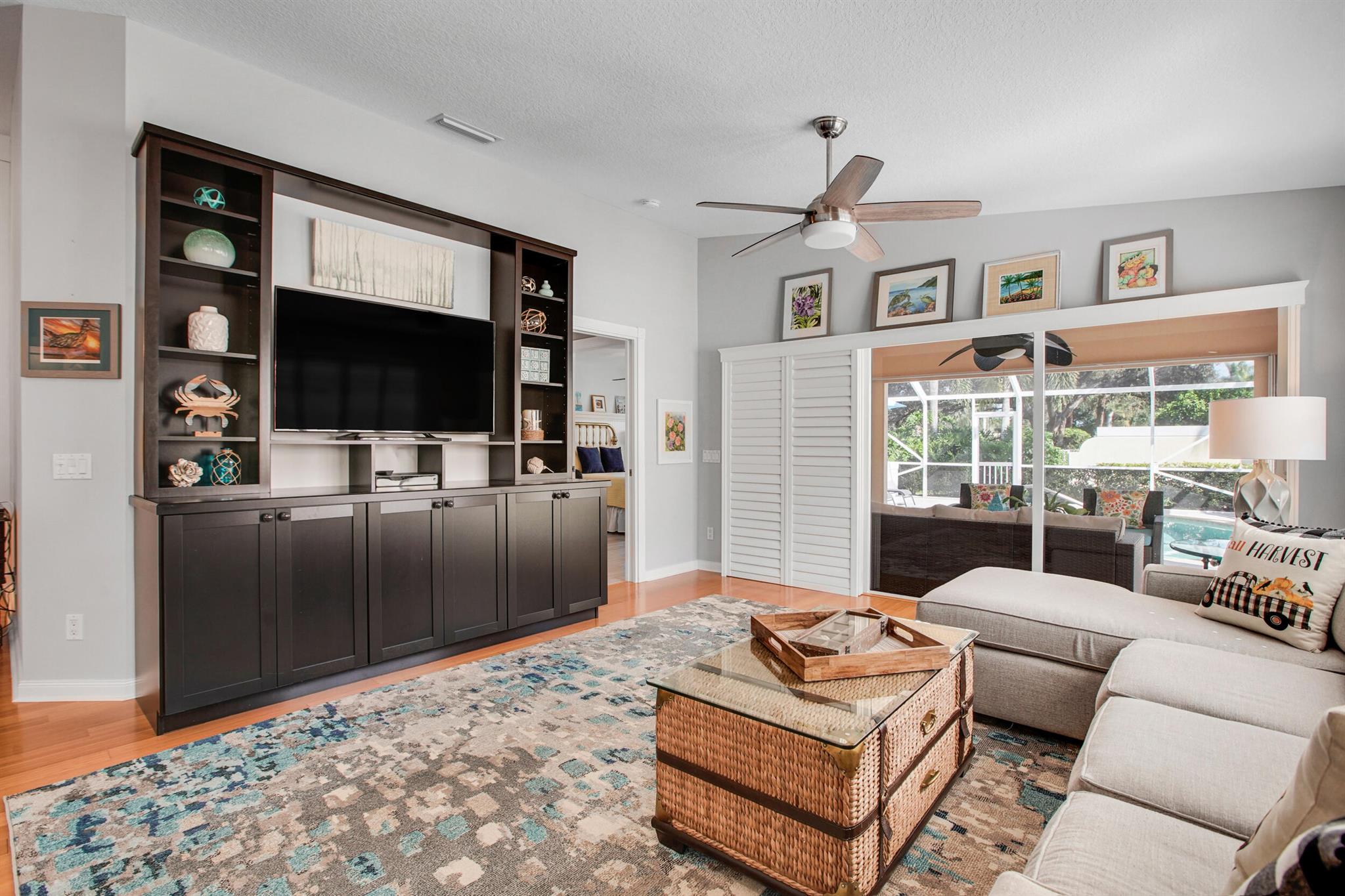 ISLES AT PALM BEACH GARDE - Residential