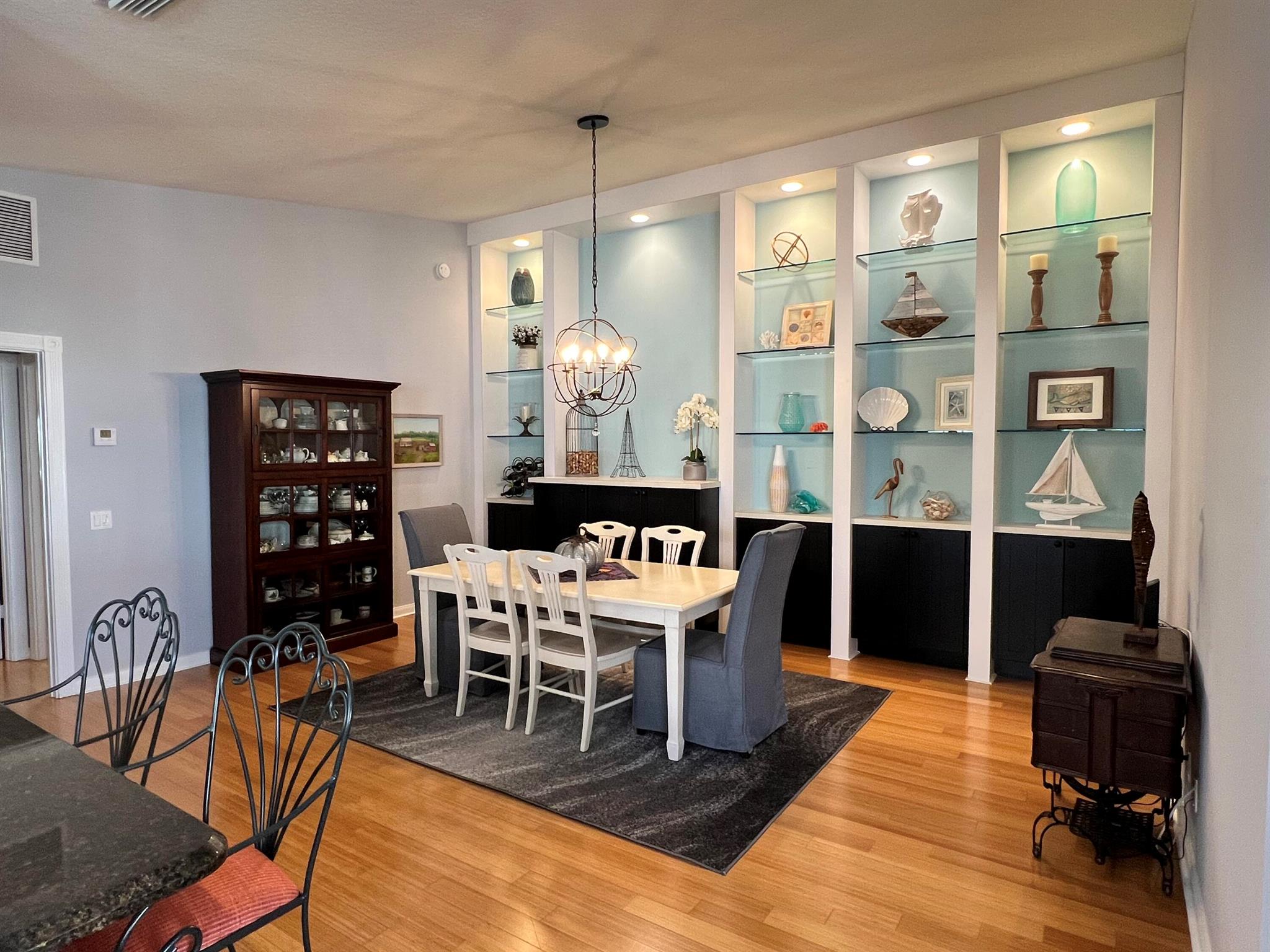 ISLES AT PALM BEACH GARDE - Residential