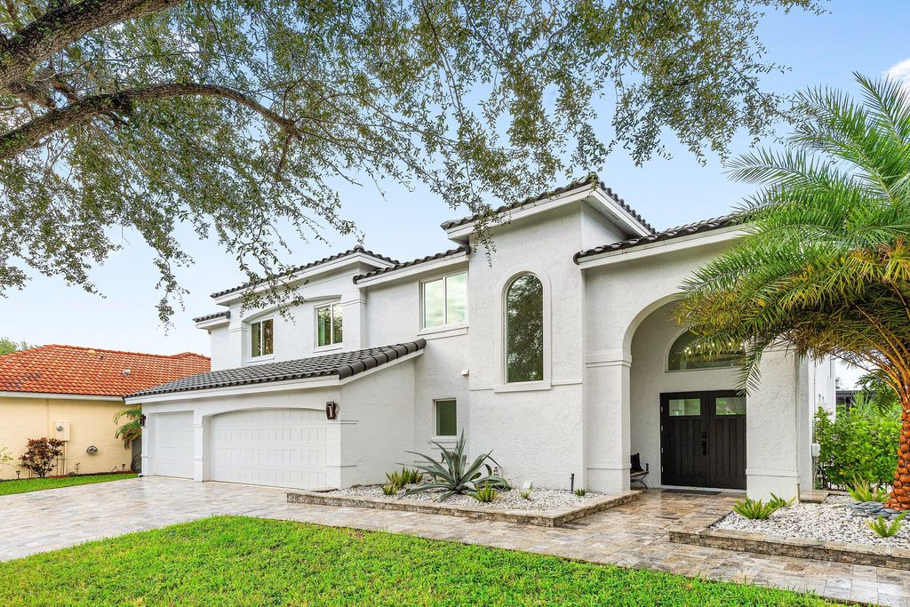 Photo of 20311 Monteverdi Circle, Boca Raton, FL 33498 (MLS # R11129484)