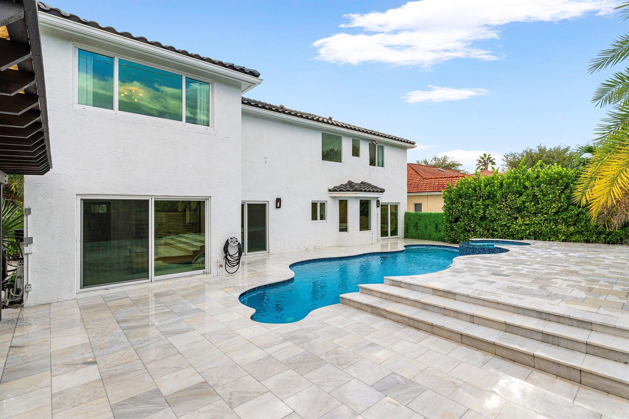 SONATA AT MISSION BAY - Residential