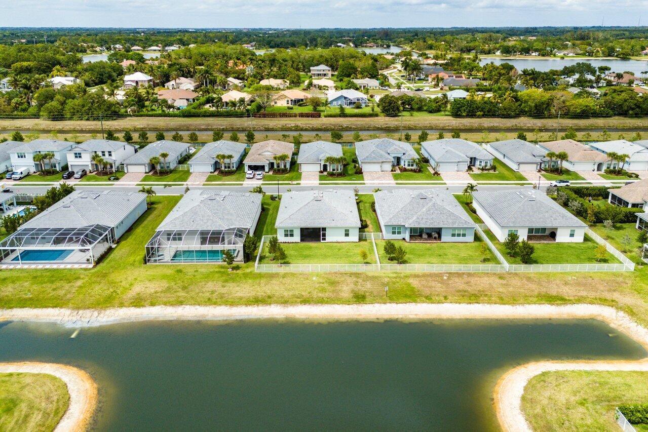 WINDSONG ESTATES - Residential