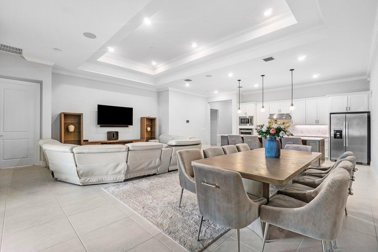 WINDSONG ESTATES - Residential
