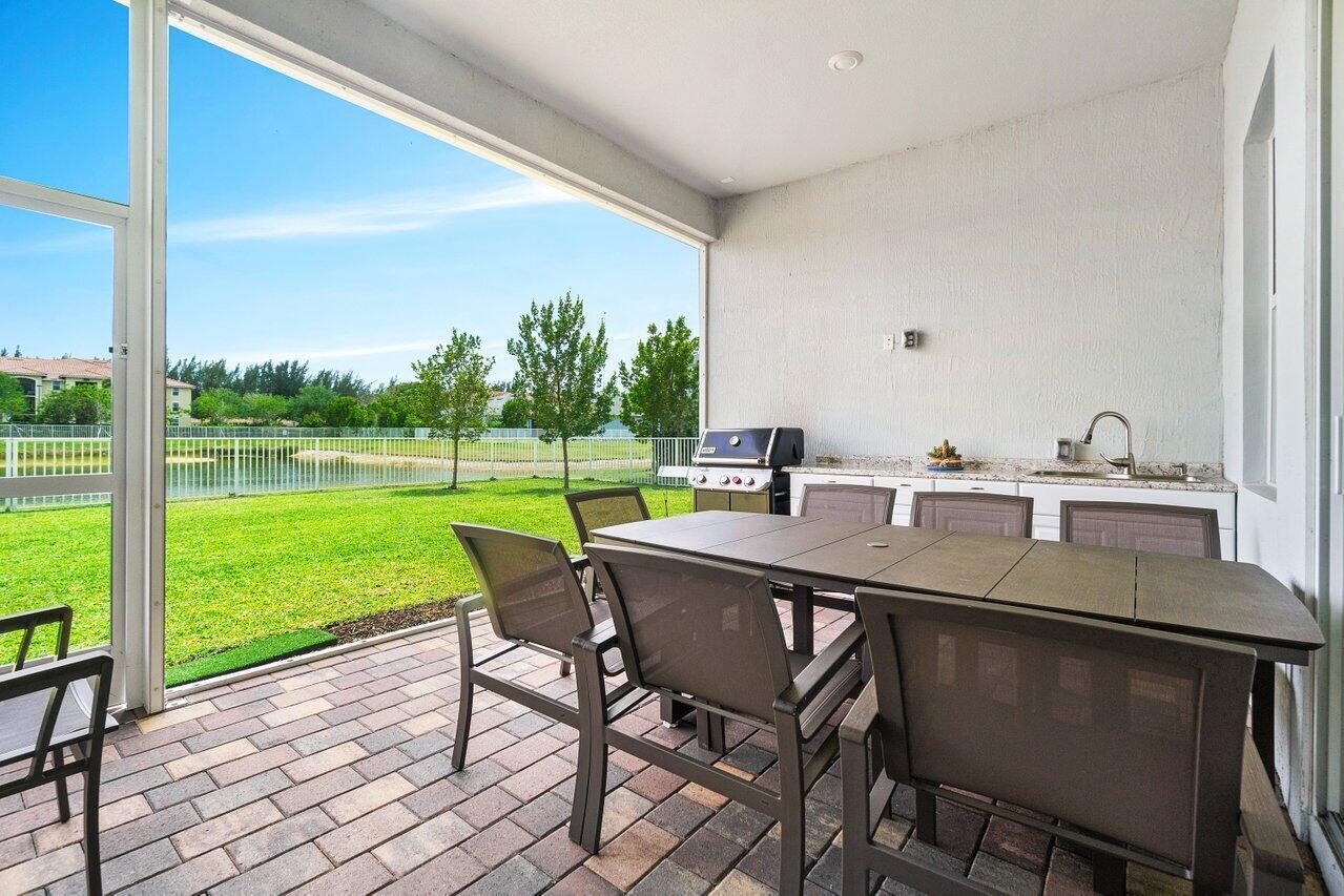 WINDSONG ESTATES - Residential