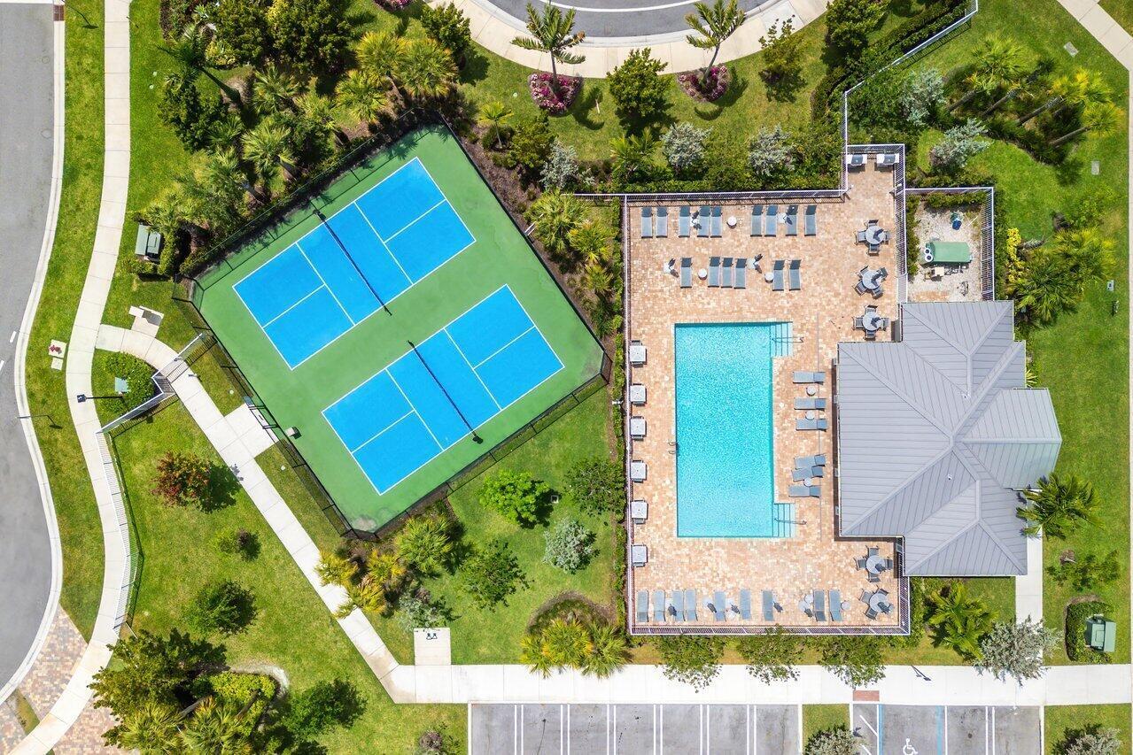 WINDSONG ESTATES - Residential