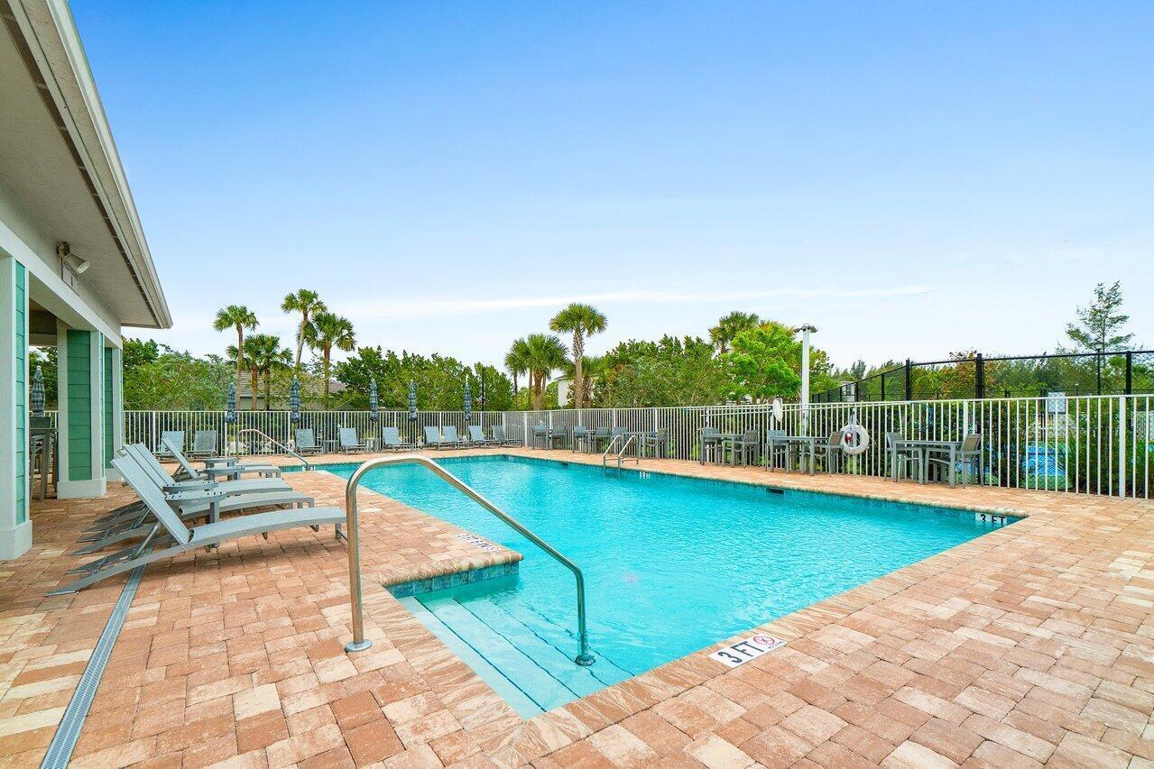 WINDSONG ESTATES - Residential