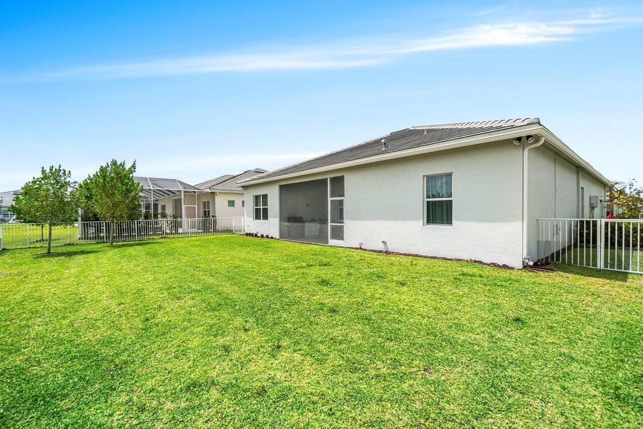 WINDSONG ESTATES - Residential