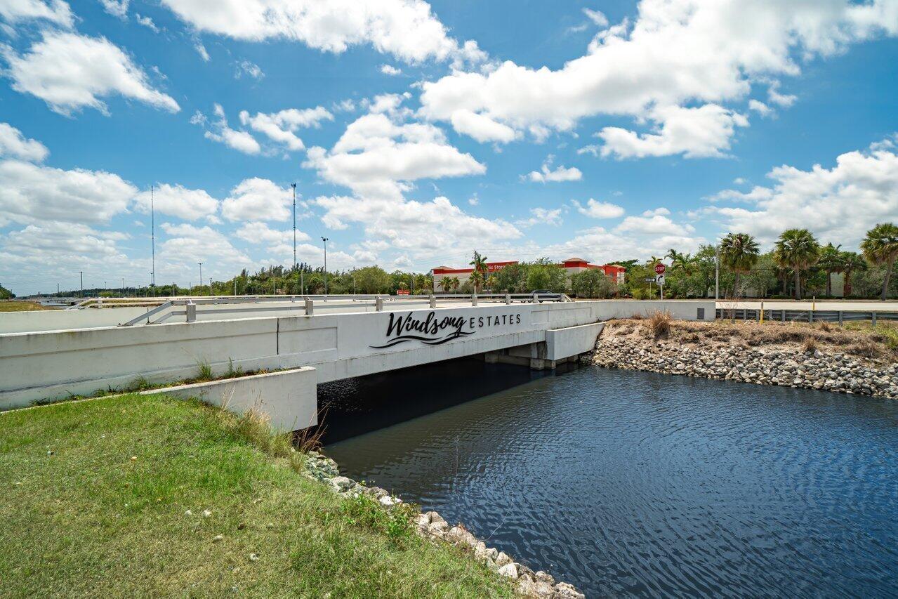 WINDSONG ESTATES - Residential