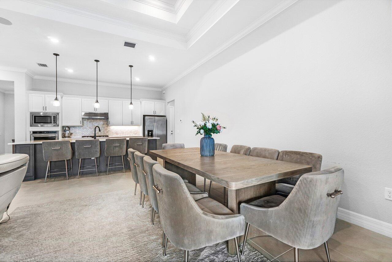 WINDSONG ESTATES - Residential