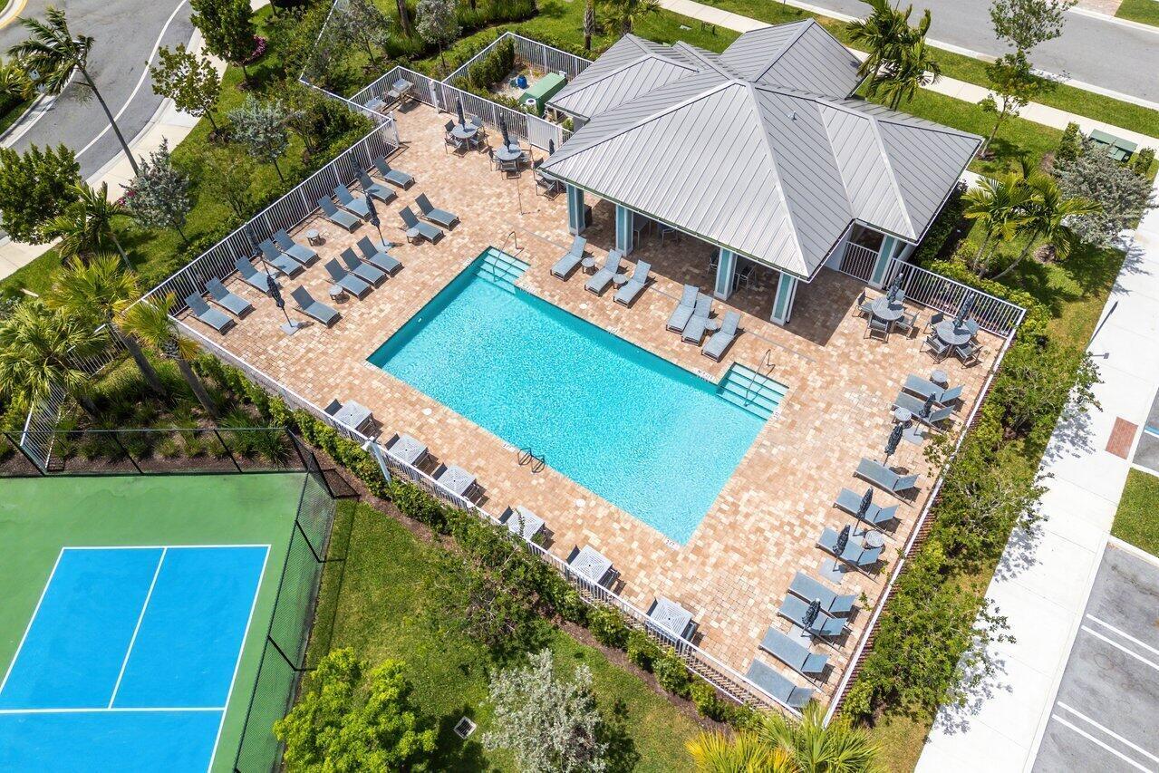 WINDSONG ESTATES - Residential