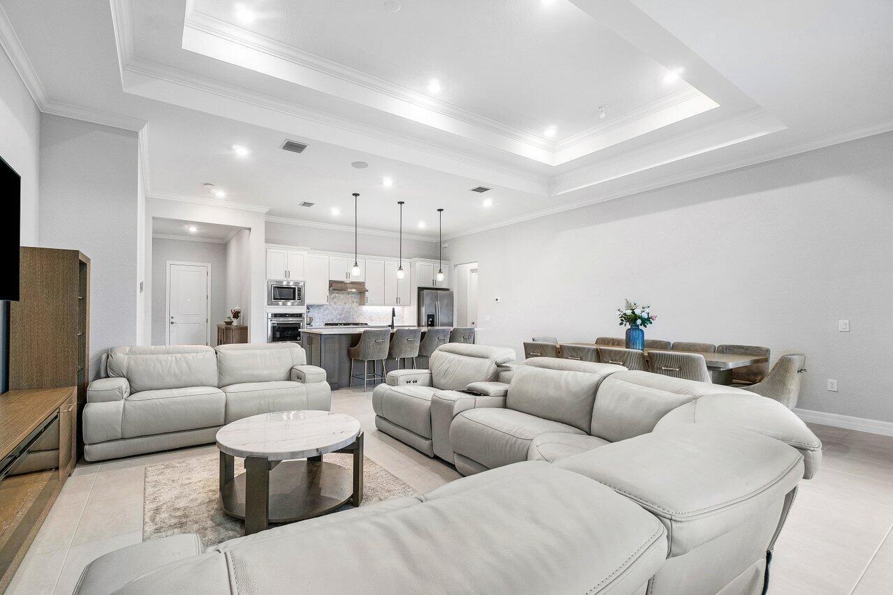 WINDSONG ESTATES - Residential