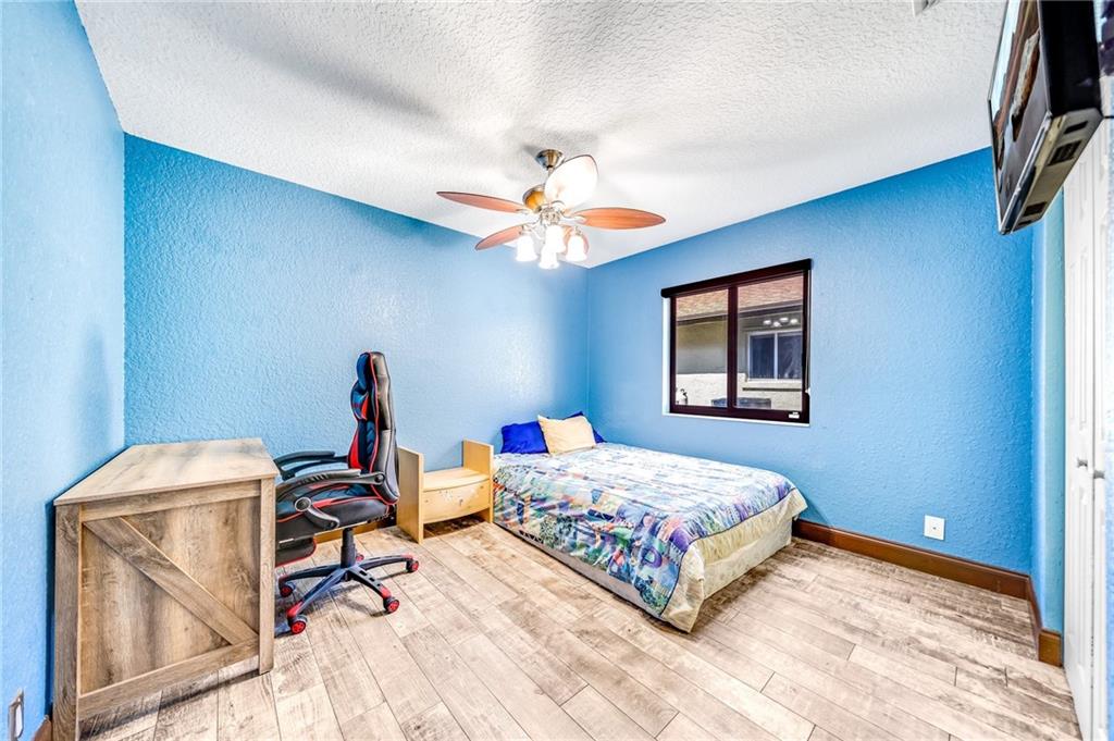 PARKWOOD V 140-6 B - Residential