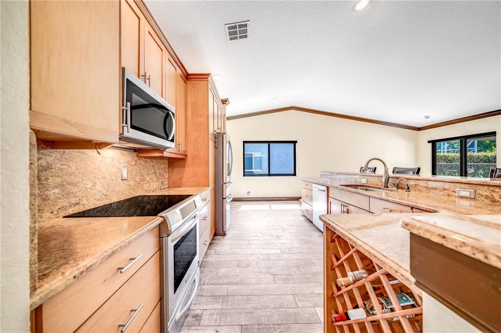 PARKWOOD V 140-6 B - Residential