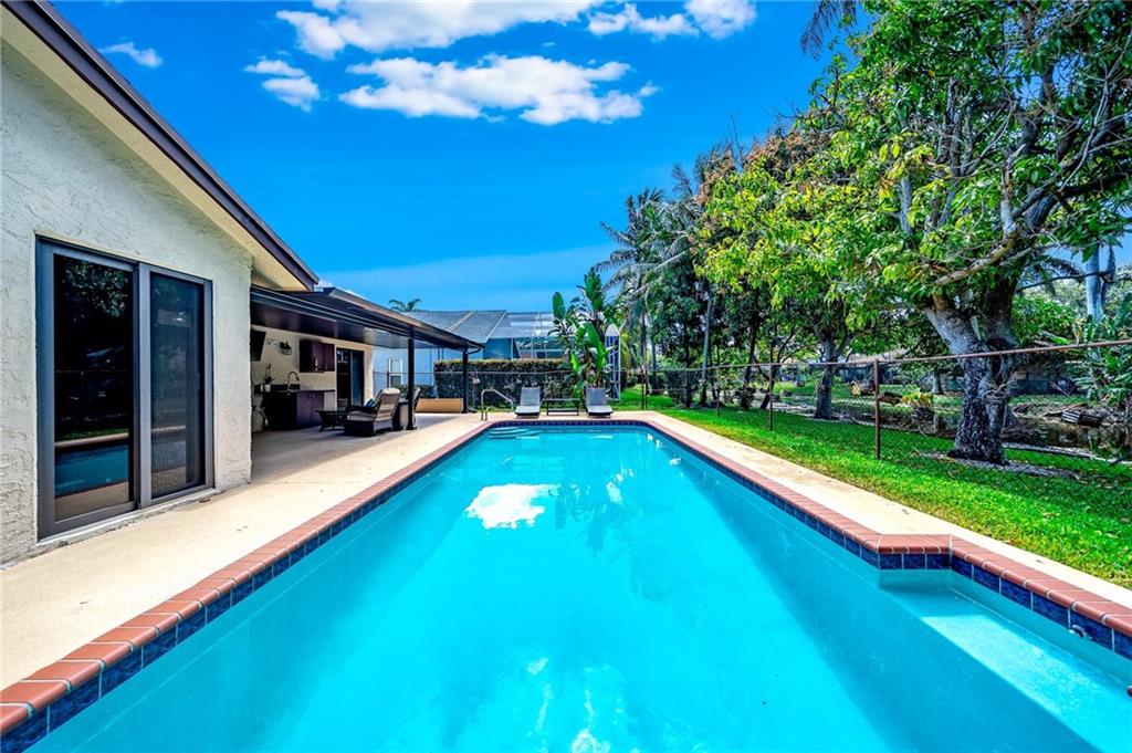 PARKWOOD V 140-6 B - Residential