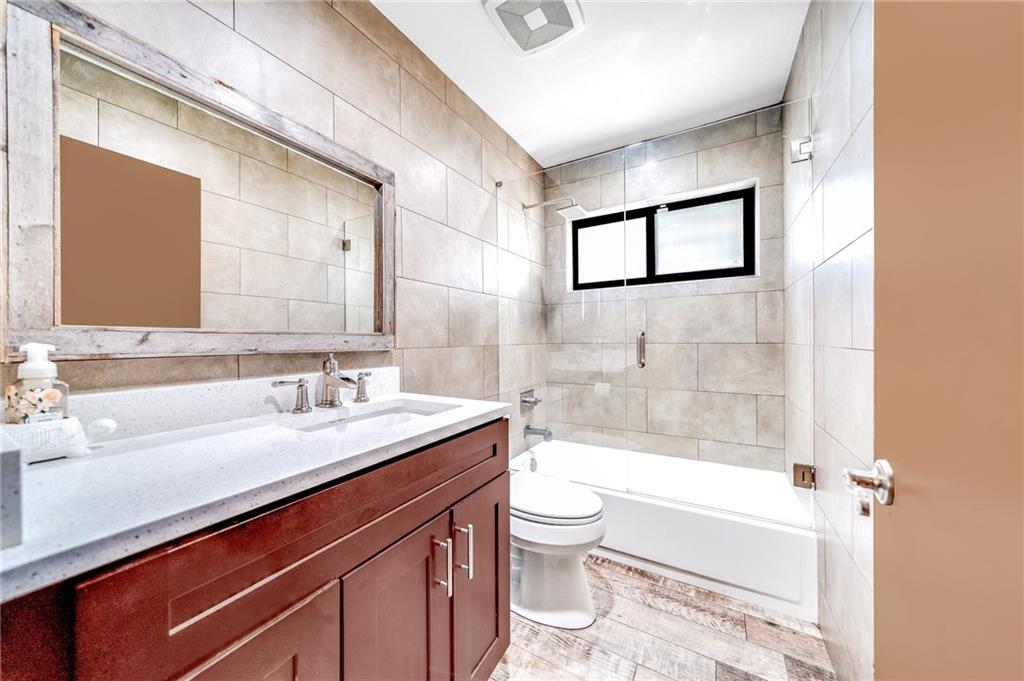 PARKWOOD V 140-6 B - Residential