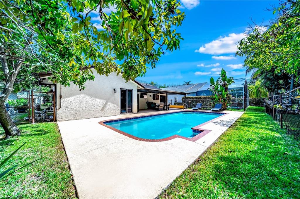 PARKWOOD V 140-6 B - Residential