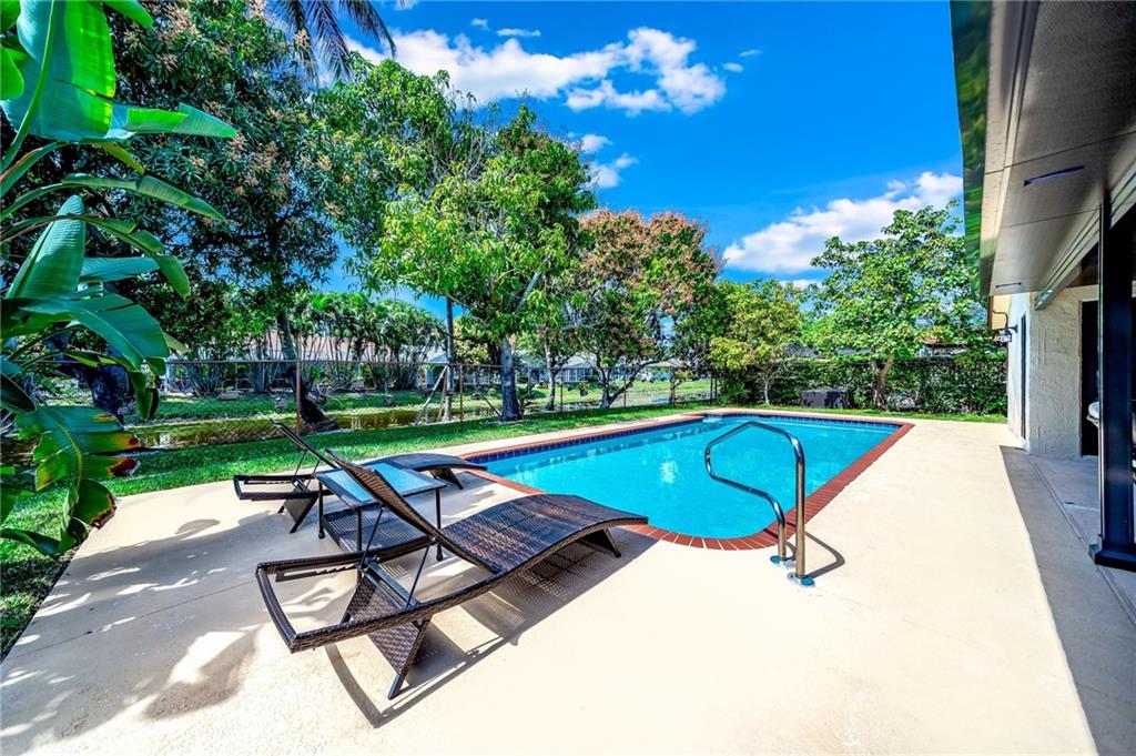 PARKWOOD V 140-6 B - Residential