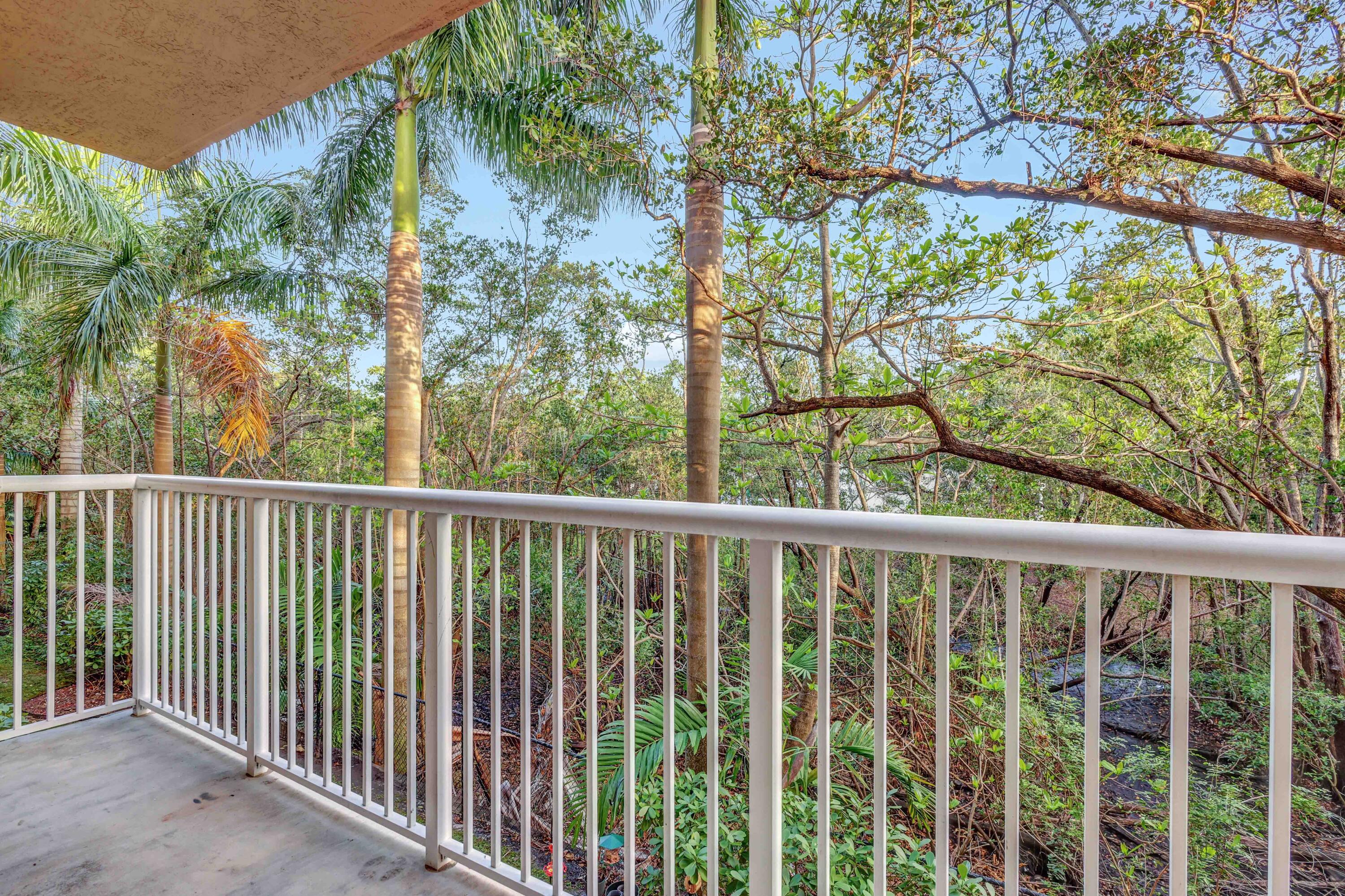 SHERIDAN BEACH CLUB CONDOMINIUM - Residential Lease