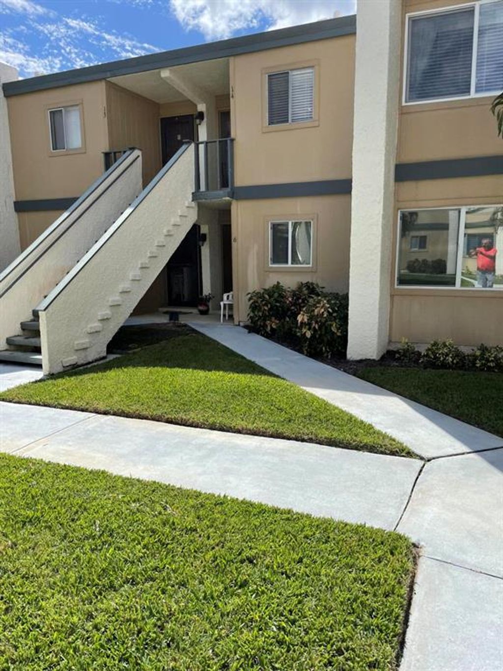 Photo of 1500 NE 13th Terrace Ter #6, Jensen Beach, FL 34957 (MLS # R10817285)