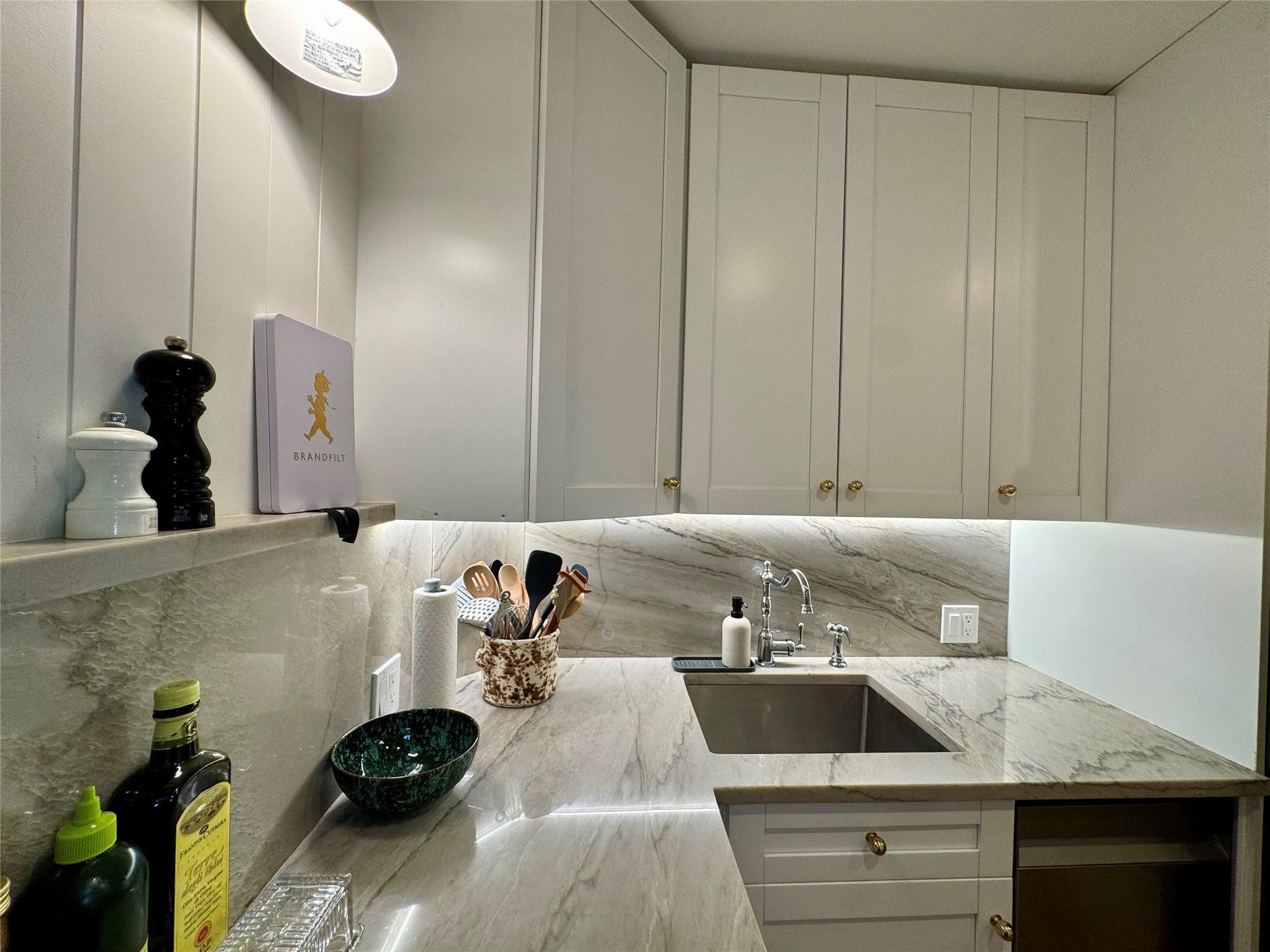 MANOR GROVE VILLAGE ONE - Residential