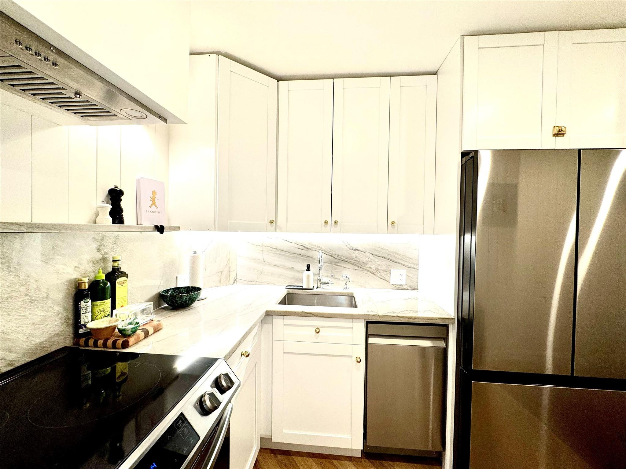 MANOR GROVE VILLAGE ONE - Residential