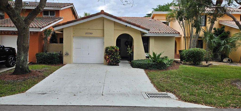 Photo of 20789 Del Luna Drive, Boca Raton, FL 33433 (MLS # R11039308)