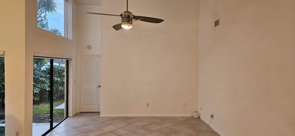 Photo of 20789 Del Luna Drive, Boca Raton, FL 33433 (MLS # R11039308)