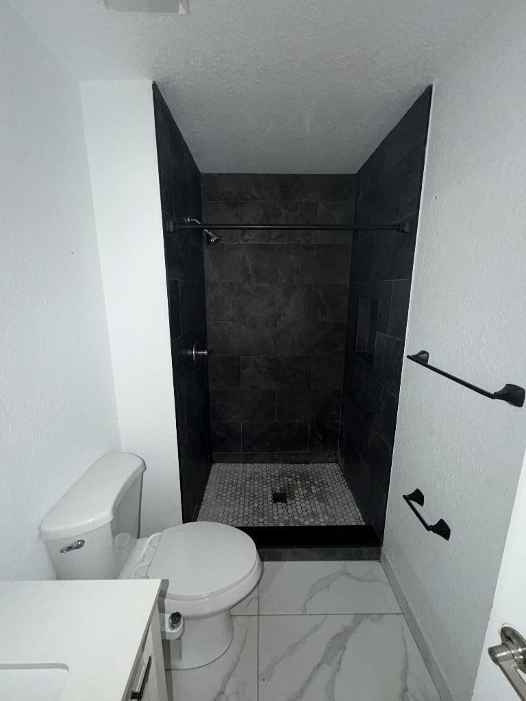 NOB HILL AT WELLEBY CONDO NO 2 - Residential