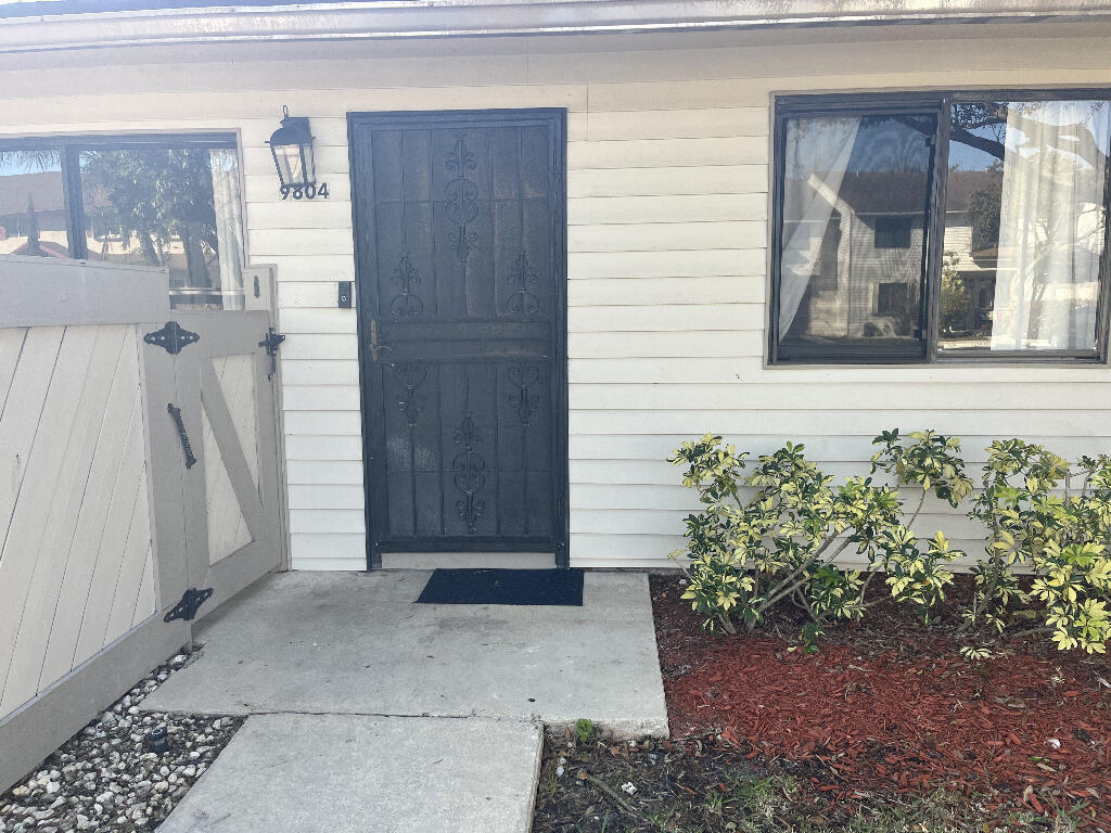 NOB HILL AT WELLEBY CONDO NO 2 - Residential