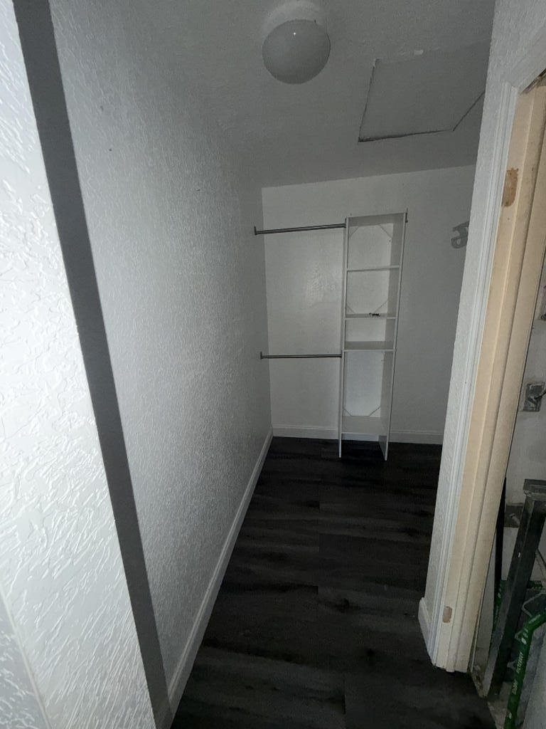 NOB HILL AT WELLEBY CONDO NO 2 - Residential