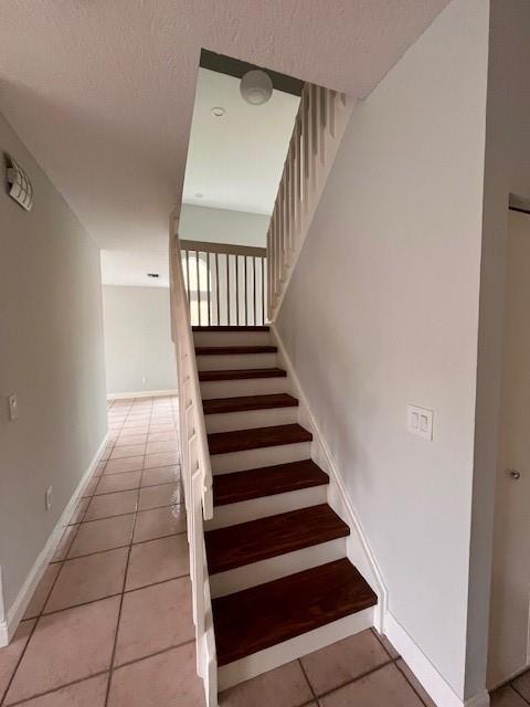 Towngate 156-11 B - Residential Lease