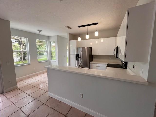 Towngate 156-11 B - Residential Lease