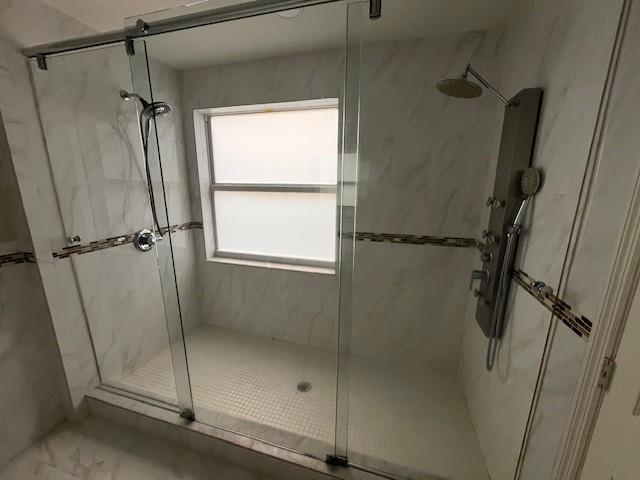 Towngate 156-11 B - Residential Lease