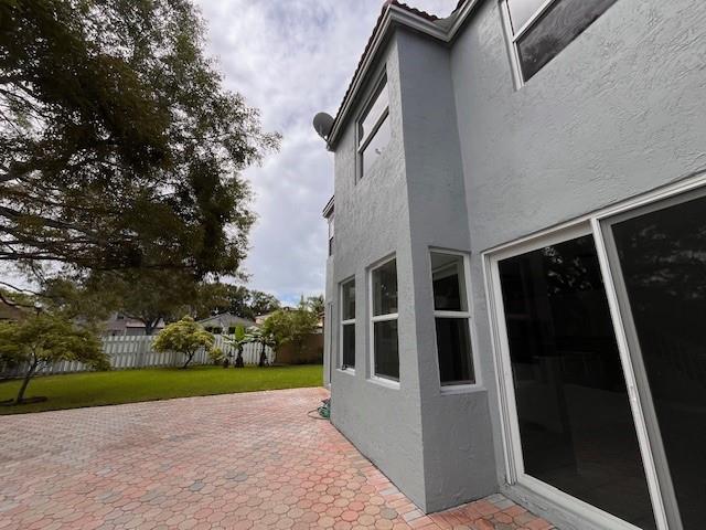 Towngate 156-11 B - Residential Lease